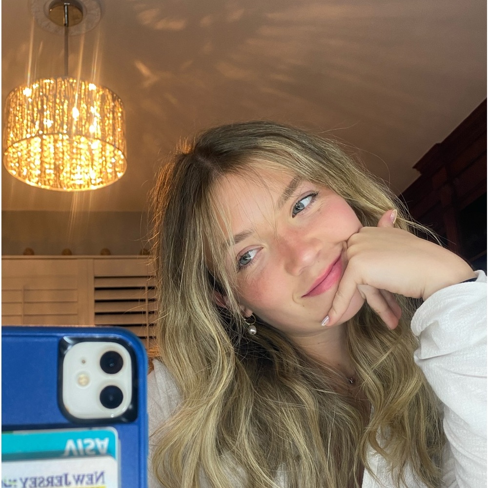 Meet your Posher, Lauren